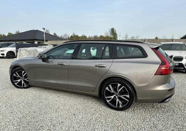 Volvo V60 cena 99990 przebieg: 92000, rok produkcji 2019 z Strumień małe 704
